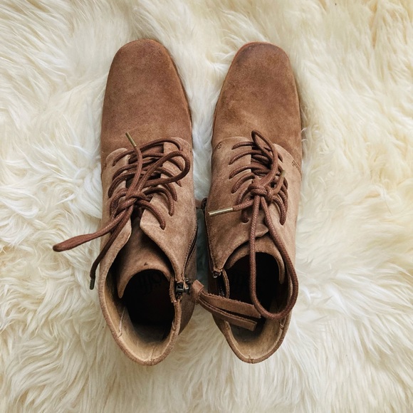 COPY - NWOB Sofft Corlea suede lace up ankle bootie - Picture 2 of 6